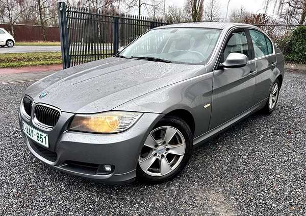 BMW Seria 3 cena 26800 przebieg: 220000, rok produkcji 2010 z Siedlce małe 497